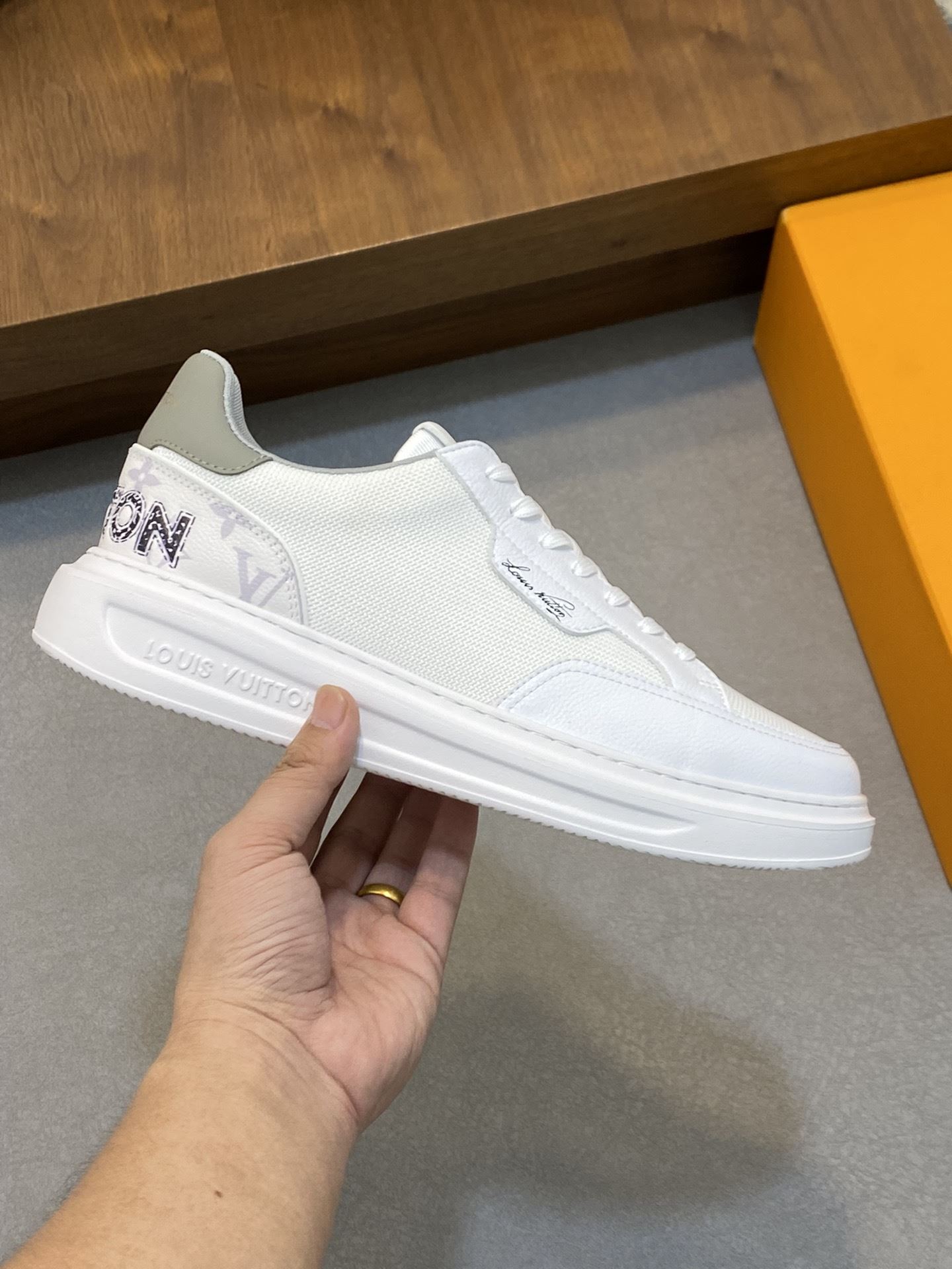 Louis Vuitton Low Shoes